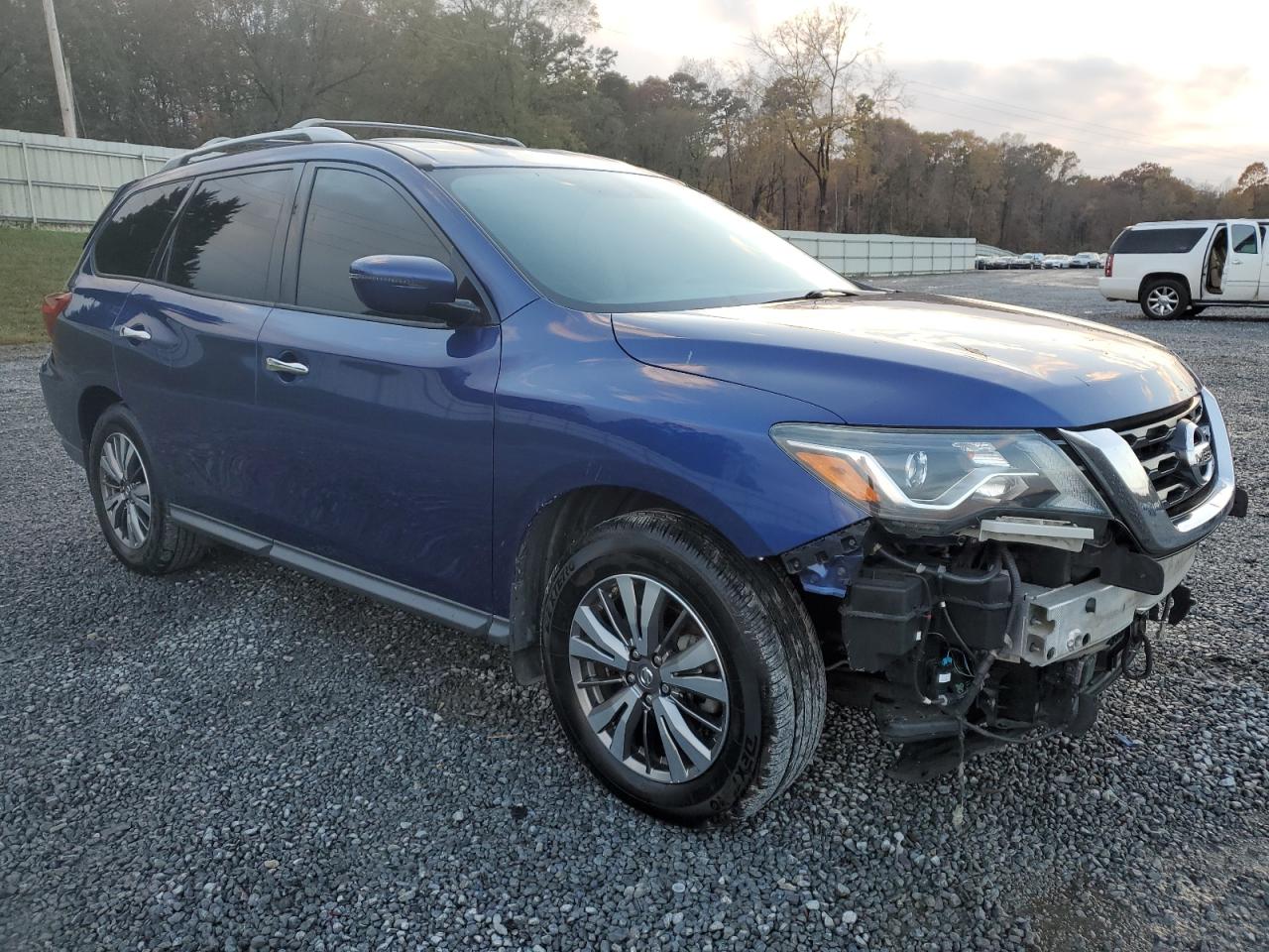 2018 Nissan Pathfinder VIN 5N1DR2MN4JC614294 Copart auction photo, front end / rear end damage thumbnail 4
