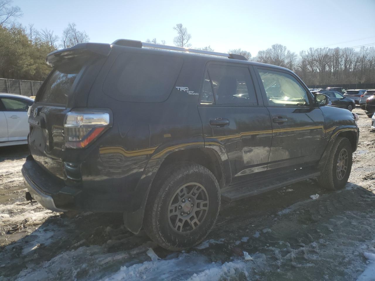 2018 Toyota 4Runner VIN JTEBU5JR3J5497780 Copart auction photo, front end damage thumbnail 3