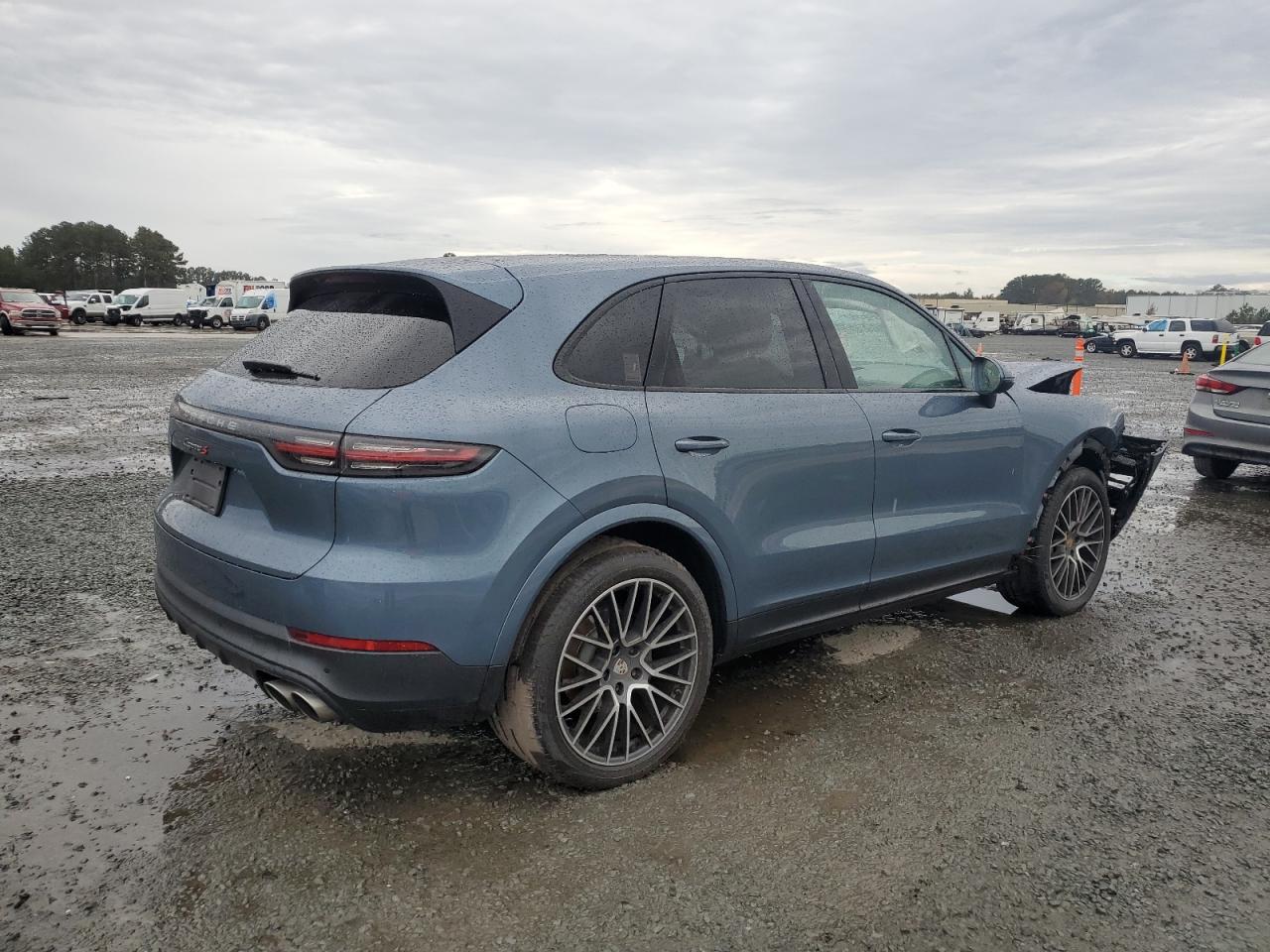 2019 Porsche Cayenne VIN WP1AB2AY9KDA64062 Copart auction photo, front end / mechanical damage thumbnail 3