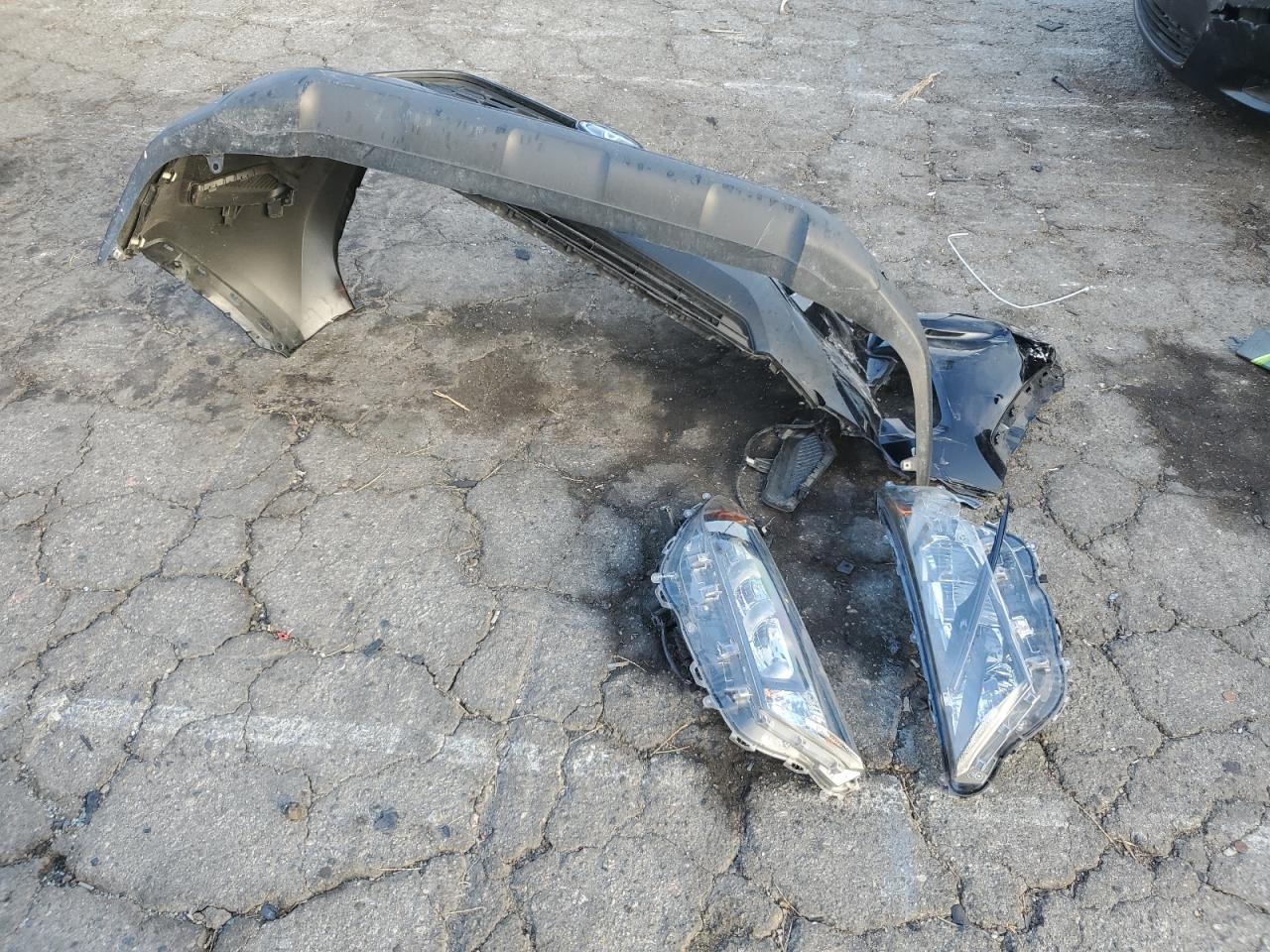 2020 Toyota RAV 4 VIN 2T3MWRFV7LW049767 Copart auction photo, front end damage thumbnail 13