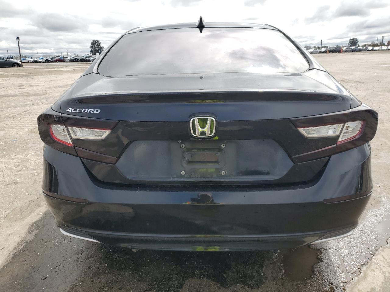 2018 Honda Accord VIN 1HGCV1F4XJA100053 Copart auction photo, front end / side damage thumbnail 6