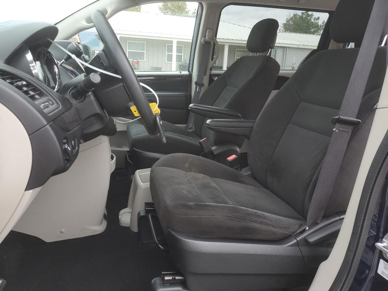 2016 Dodge Caravan VIN 2C4RDGBG2GR114306 Copart auction photo, front end damage thumbnail 7