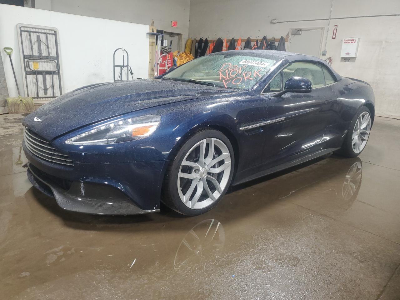 2017 Aston Martin V12 Vanquish VIN SCFPMCGU4HGK03295 - Copart auction photo