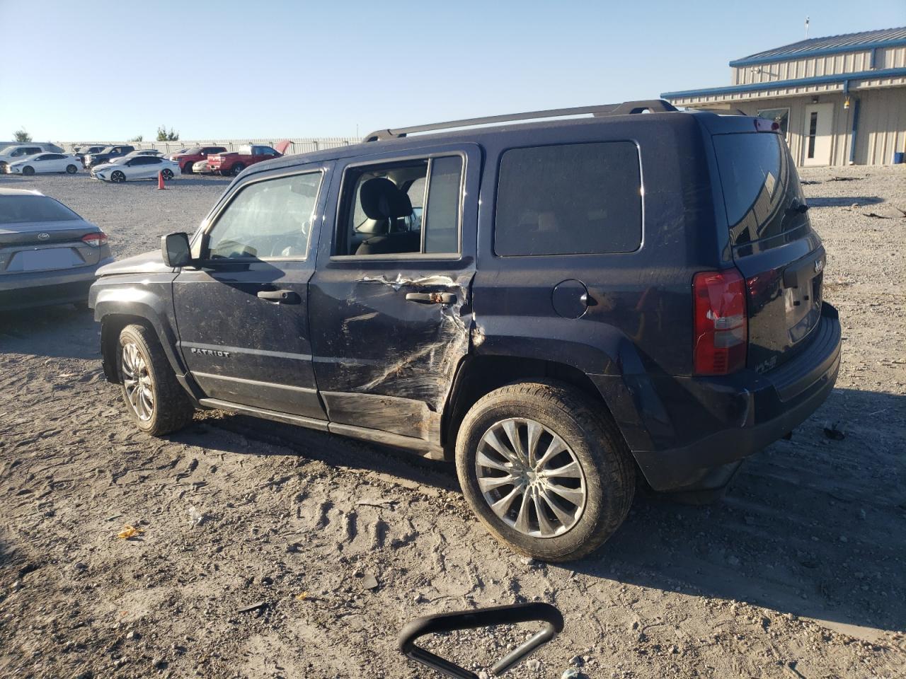 2015 Jeep Liberty (Patriot) VIN 1C4NJPBB7FD314210 Copart auction photo, front end / side damage thumbnail 2