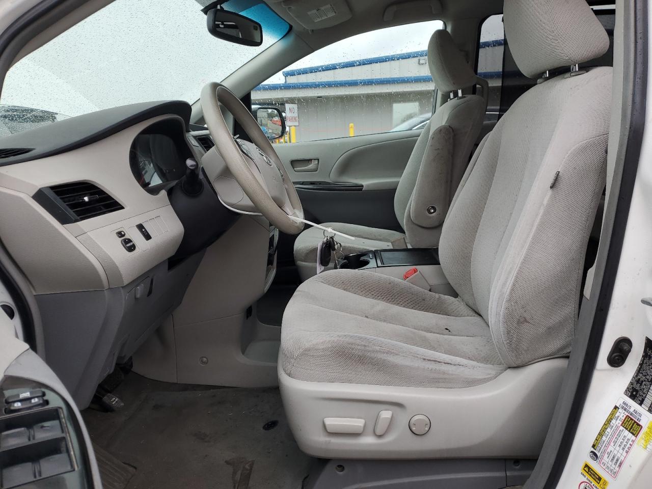 2013 Toyota Sienna VIN 5TDKK3DC7DS385715 Copart auction photo, rear end damage thumbnail 7