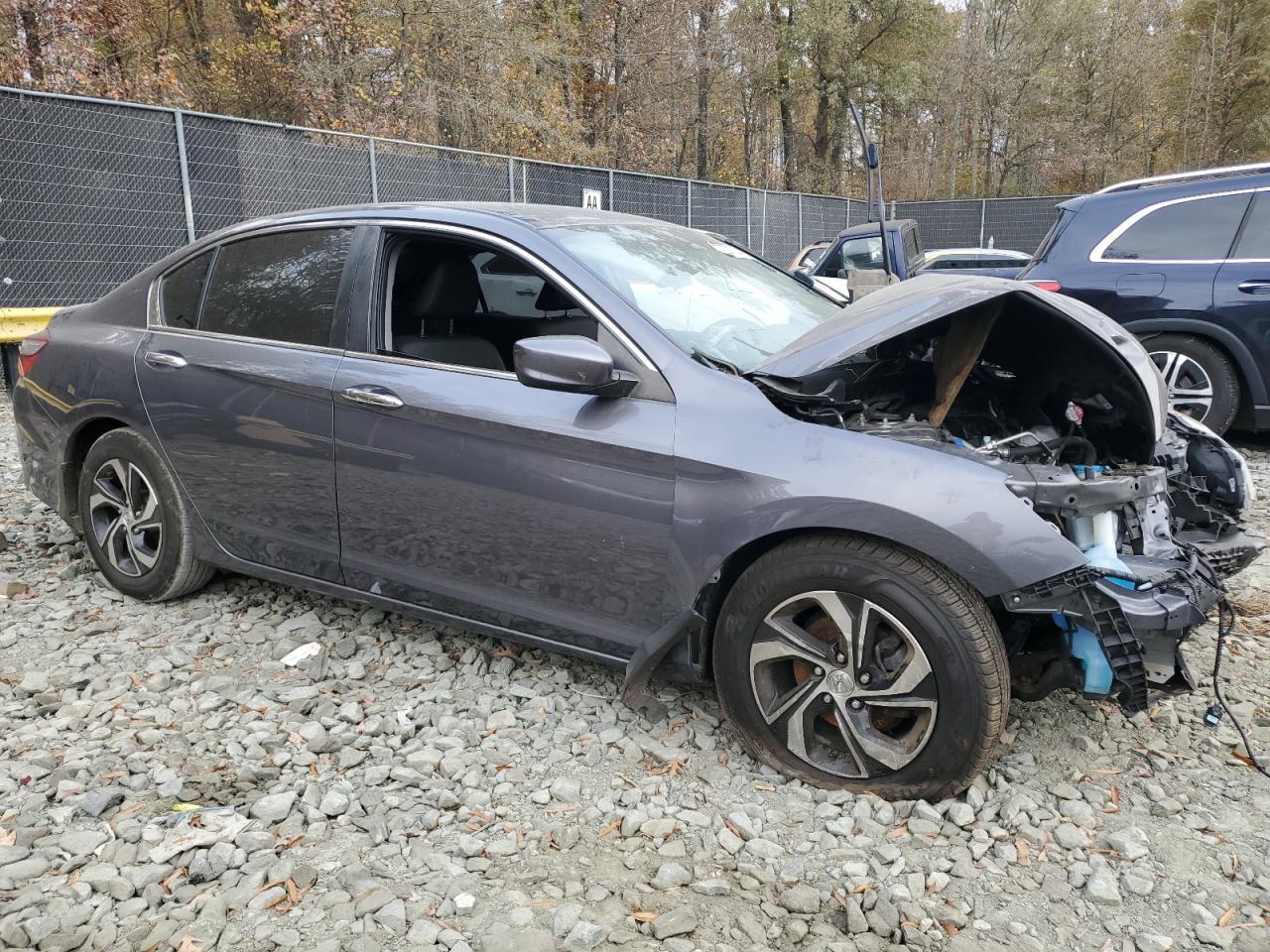 2017 Honda Accord VIN 1HGCR2F30HA029747 Copart auction photo, front end damage thumbnail 4
