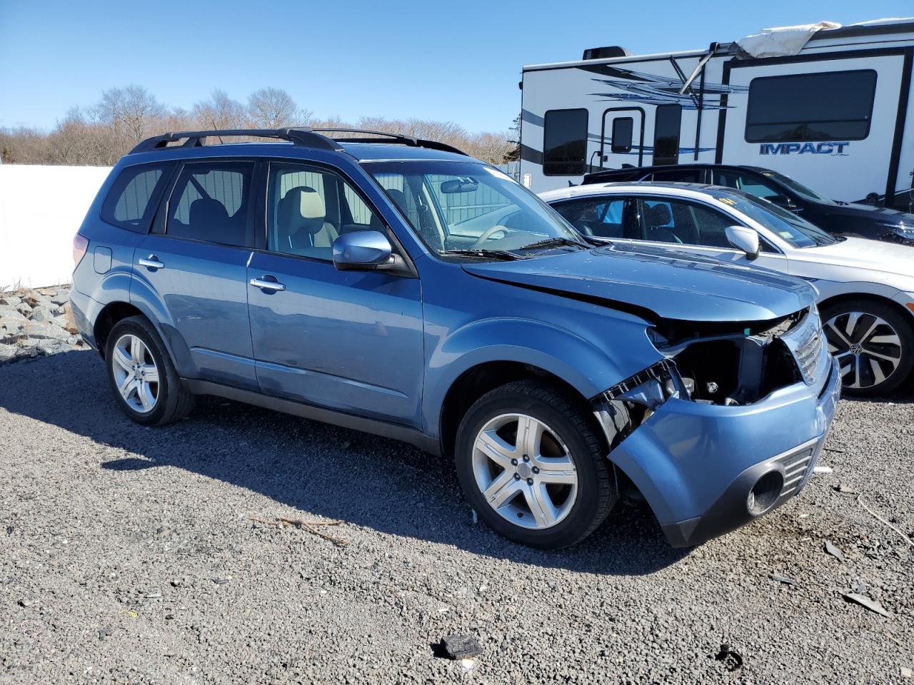 2010 Subaru Forester VIN JF2SH6CC2AH732208 Copart auction photo, front end / minor dent/scratches damage thumbnail 4