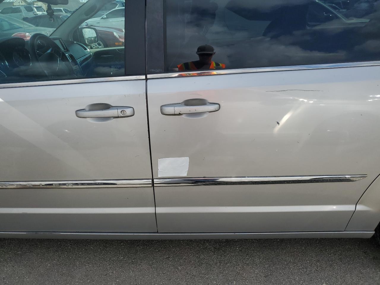 2012 Chrysler Town & Country VIN 2C4RC1BG7CR293288 Copart auction photo, water/flood damage thumbnail 13