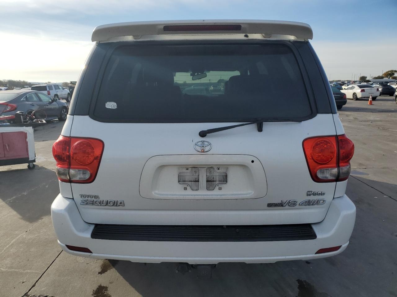 2007 Toyota Sequoia VIN 5TDBT48A77S277689 Copart auction photo, undercarriage / mechanical damage thumbnail 6