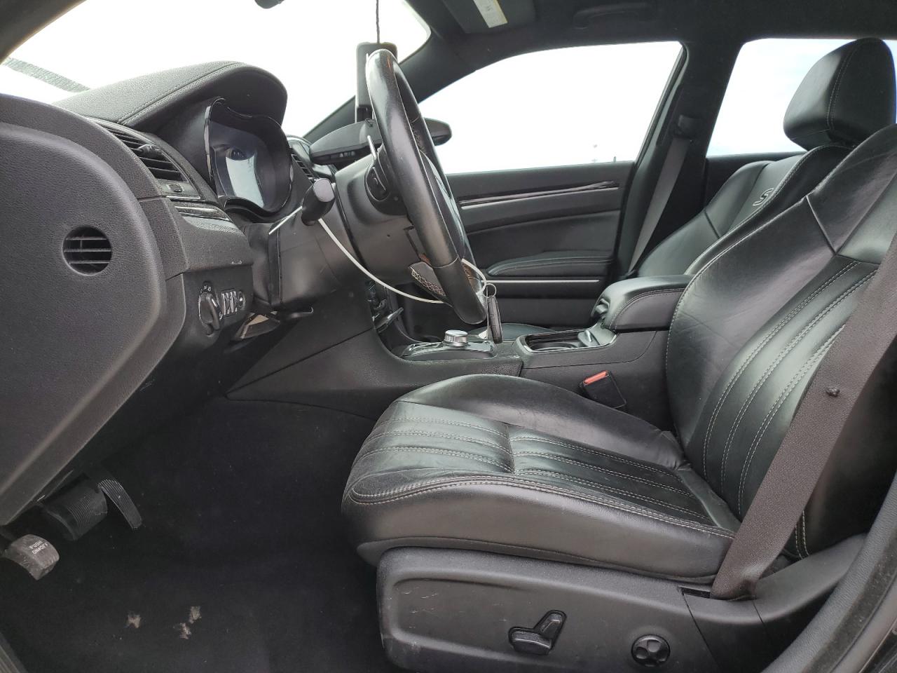 2019 Chrysler 300 VIN 2C3CCAGG2KH632093 Copart auction photo, side / rear end damage thumbnail 7