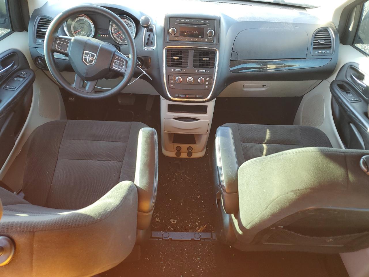 2016 Dodge Caravan VIN 2C4RDGBG6GR393193 Copart auction photo, front end / minor dent/scratches damage thumbnail 8