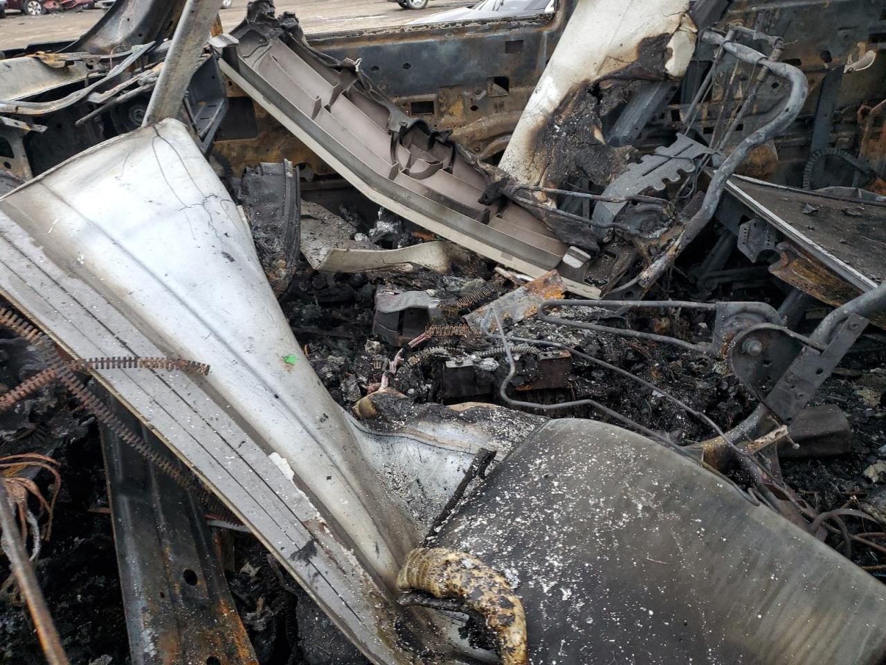 2003 Cadillac Escalade VIN 3GYFK66N63G279488 Copart auction photo, burn / missing/altered vin damage thumbnail 7