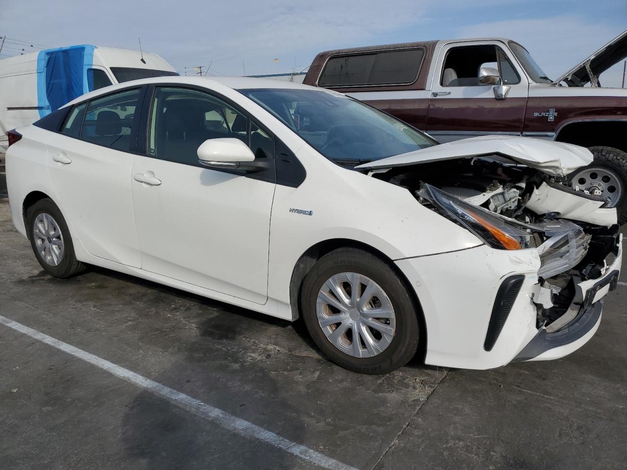 2021 Toyota Prius VIN JTDKAMFU4M3143657 Copart auction photo, front end damage thumbnail 4