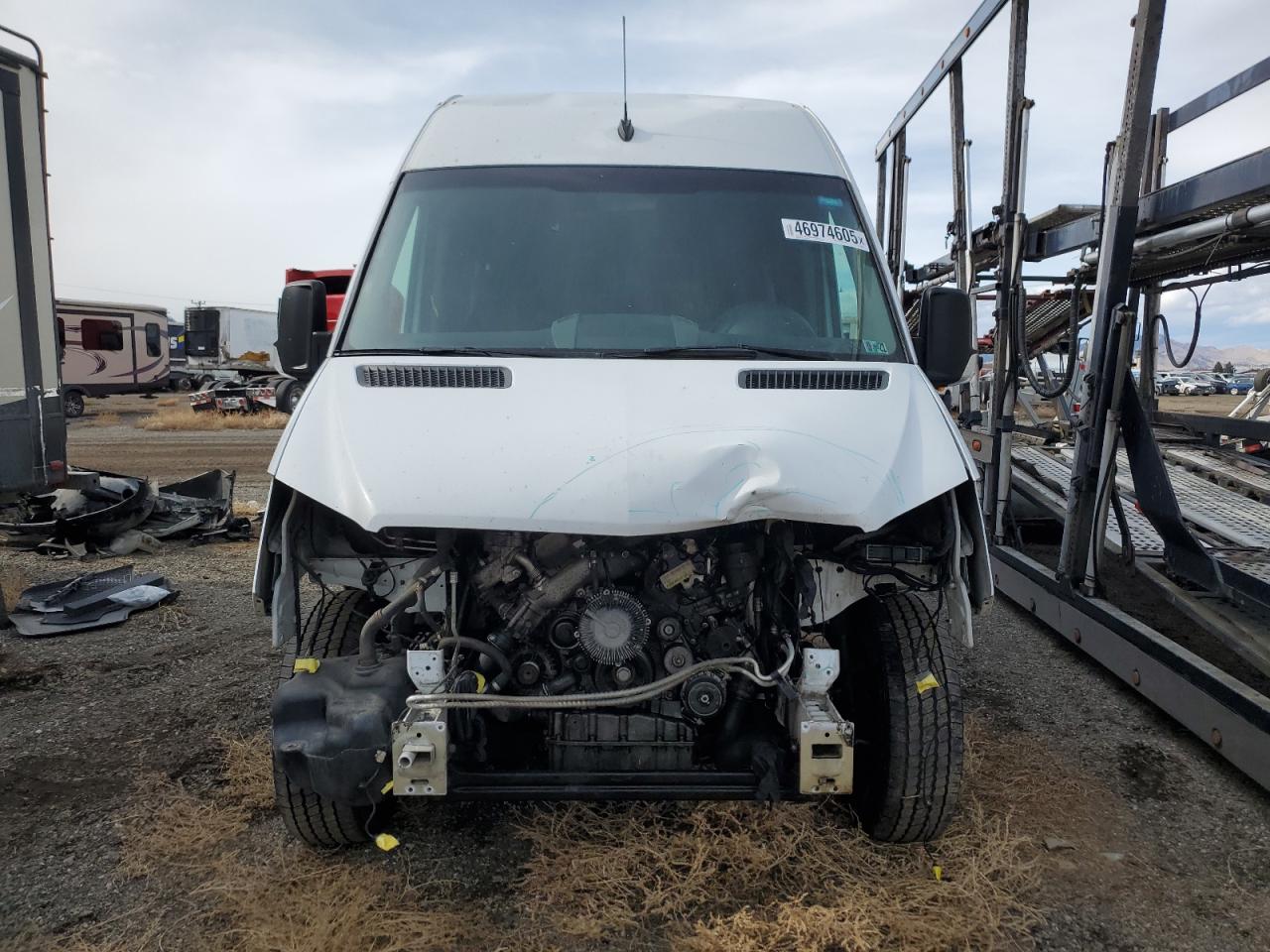 2017 Mercedes-Benz Sprinter VIN WD3PE8CD8HP382353 Copart auction photo, front end / side damage thumbnail 5