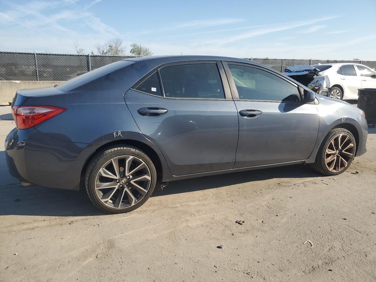 2019 Toyota Corolla VIN 5YFBURHE2KP909660 Copart auction photo, side damage thumbnail 3