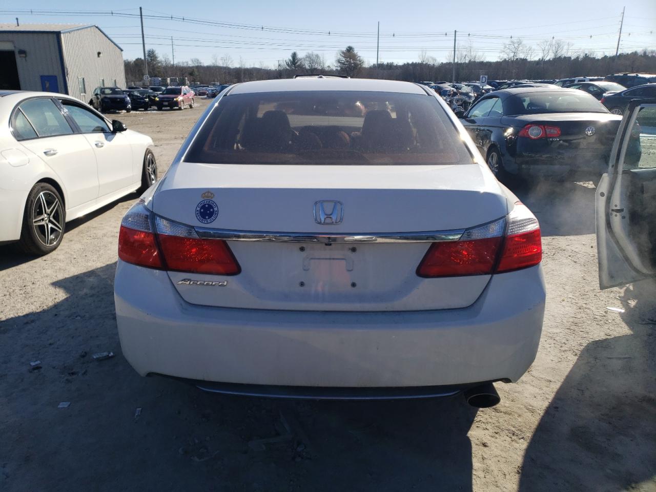 2015 Honda Accord VIN 1HGCR2F32FA233236 Copart auction photo, front end damage thumbnail 6