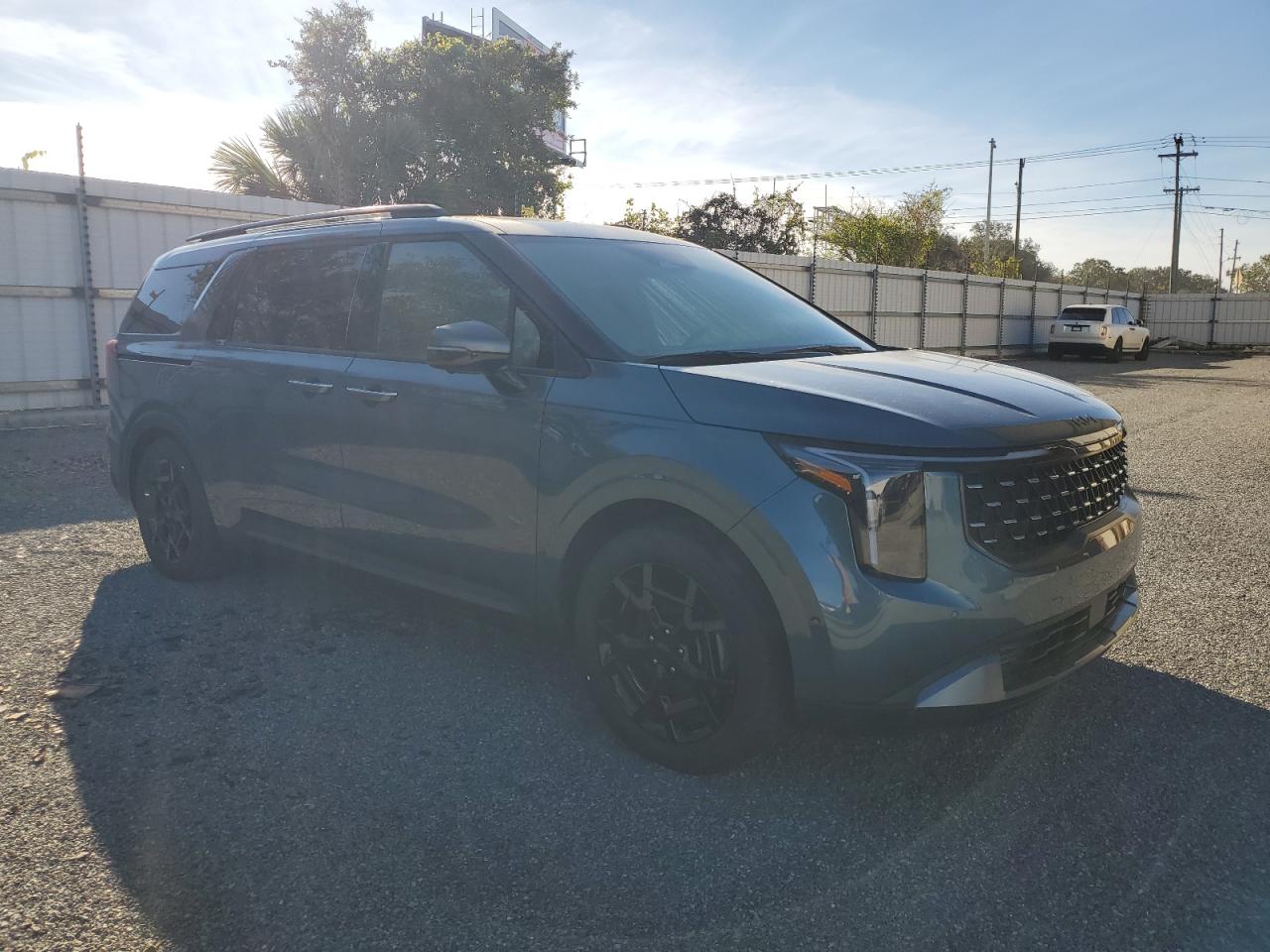 2025 KIA Carnival VIN KNDNE5K34S6485318 Copart auction photo, water/flood damage thumbnail 4