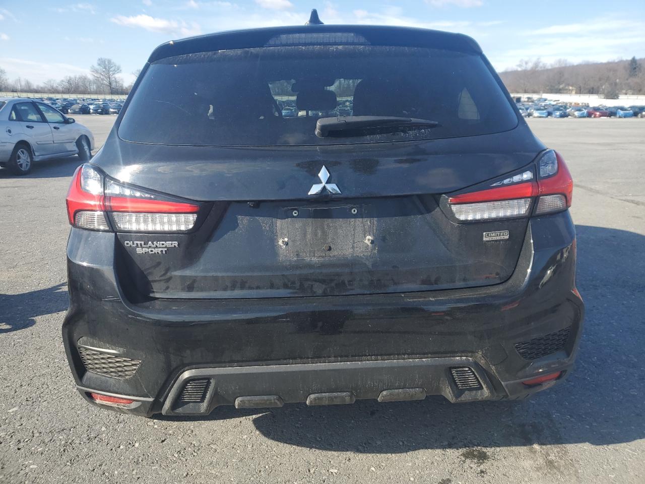 2021 Mitsubishi Outlander VIN JA4APUAU4MU030782 Copart auction photo, front end / undercarriage damage thumbnail 6