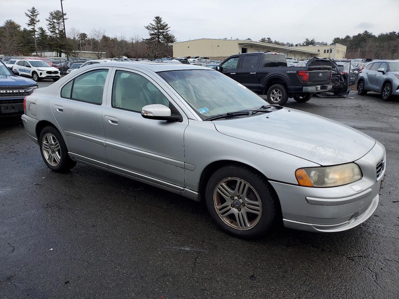 2008 Volvo S60 VIN YV1RS592982688612 Copart auction photo, side / front end damage thumbnail 4