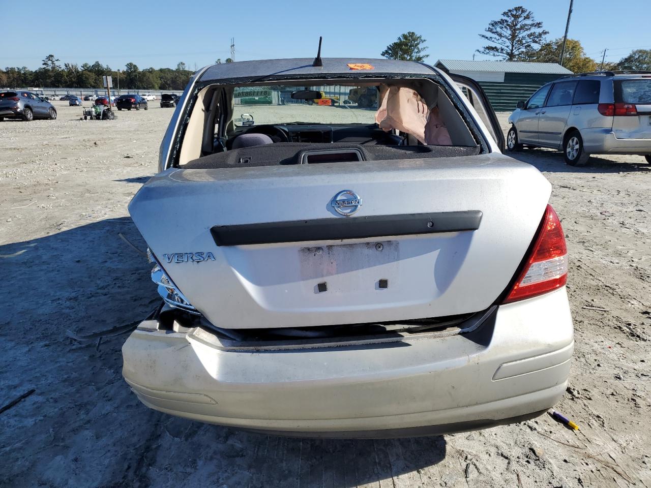 2011 Nissan Versa VIN 3N1CC1AP8BL479072 Copart auction photo, all over damage thumbnail 6