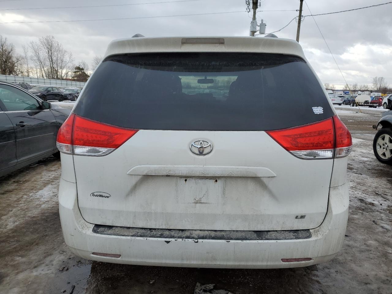 2014 Toyota Sienna VIN 5TDKK3DC4ES407929 Copart auction photo, front end damage thumbnail 6