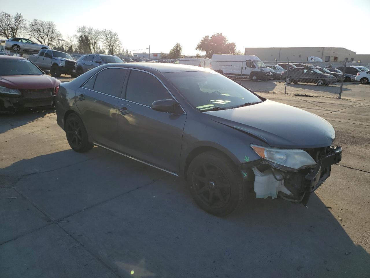 2014 Toyota Camry VIN 4T1BF1FKXEU406756 Copart auction photo, front end / side damage thumbnail 4