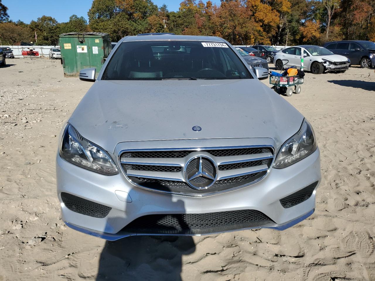 2014 Mercedes-Benz E-klasse VIN WDDHF8JB7EA871081 Copart auction photo, rear end / minor dent/scratches damage thumbnail 5