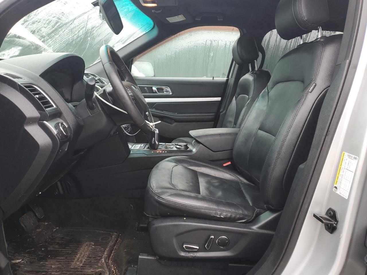 2016 Ford Explorer VIN 1FM5K8D80GGA17215 Copart auction photo, front end / minor dent/scratches damage thumbnail 7