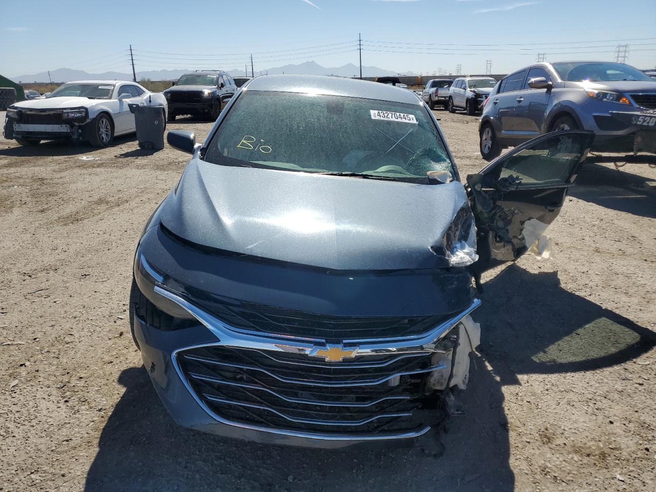 2019 Chevrolet Malibu VIN 1G1ZD5ST0KF225625 Copart auction photo, front end / mechanical damage thumbnail 5