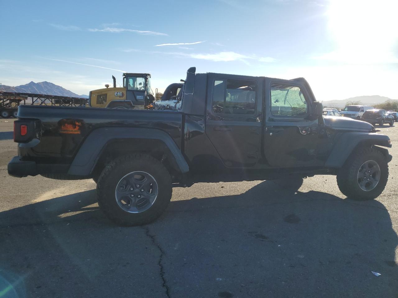 2020 Jeep Gladiator VIN 1C6JJTAG2LL108113 Copart auction photo, all over damage thumbnail 3