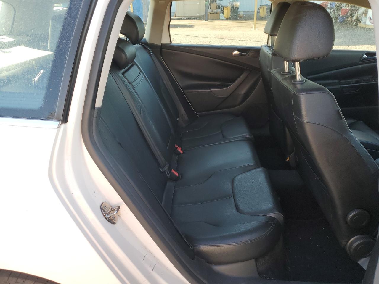 2008 Volkswagen Passat VIN WVWLK73C88E062721 Copart auction photo, rear end damage thumbnail 10