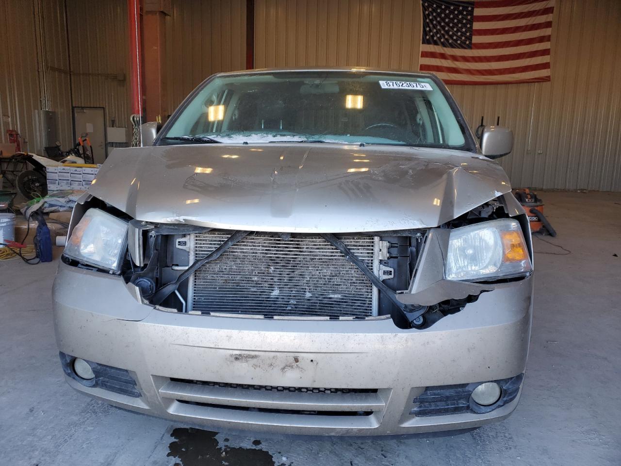 2008 Dodge Caravan VIN 2D8HN54P98R816491 Copart auction photo, front end damage thumbnail 5