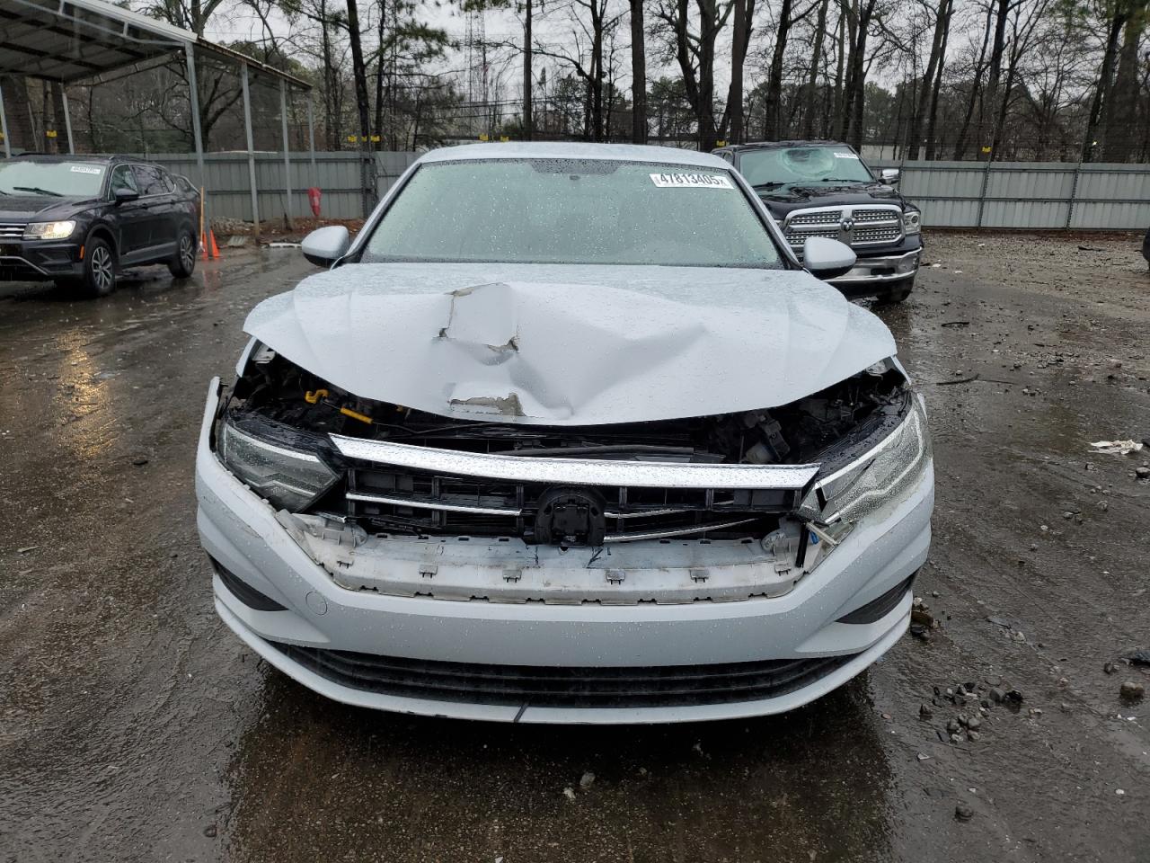 2019 Volkswagen Jetta VIN 3VWCB7BU8KM131285 Copart auction photo, front end damage thumbnail 5