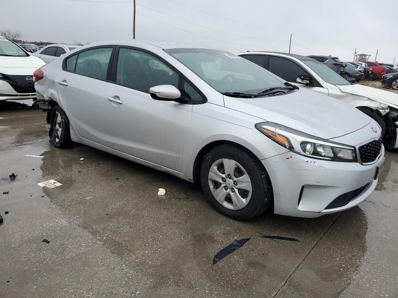 2017 KIA Forte VIN 3KPFK4A78HE142557 Copart auction photo, rear end / front end damage thumbnail 4