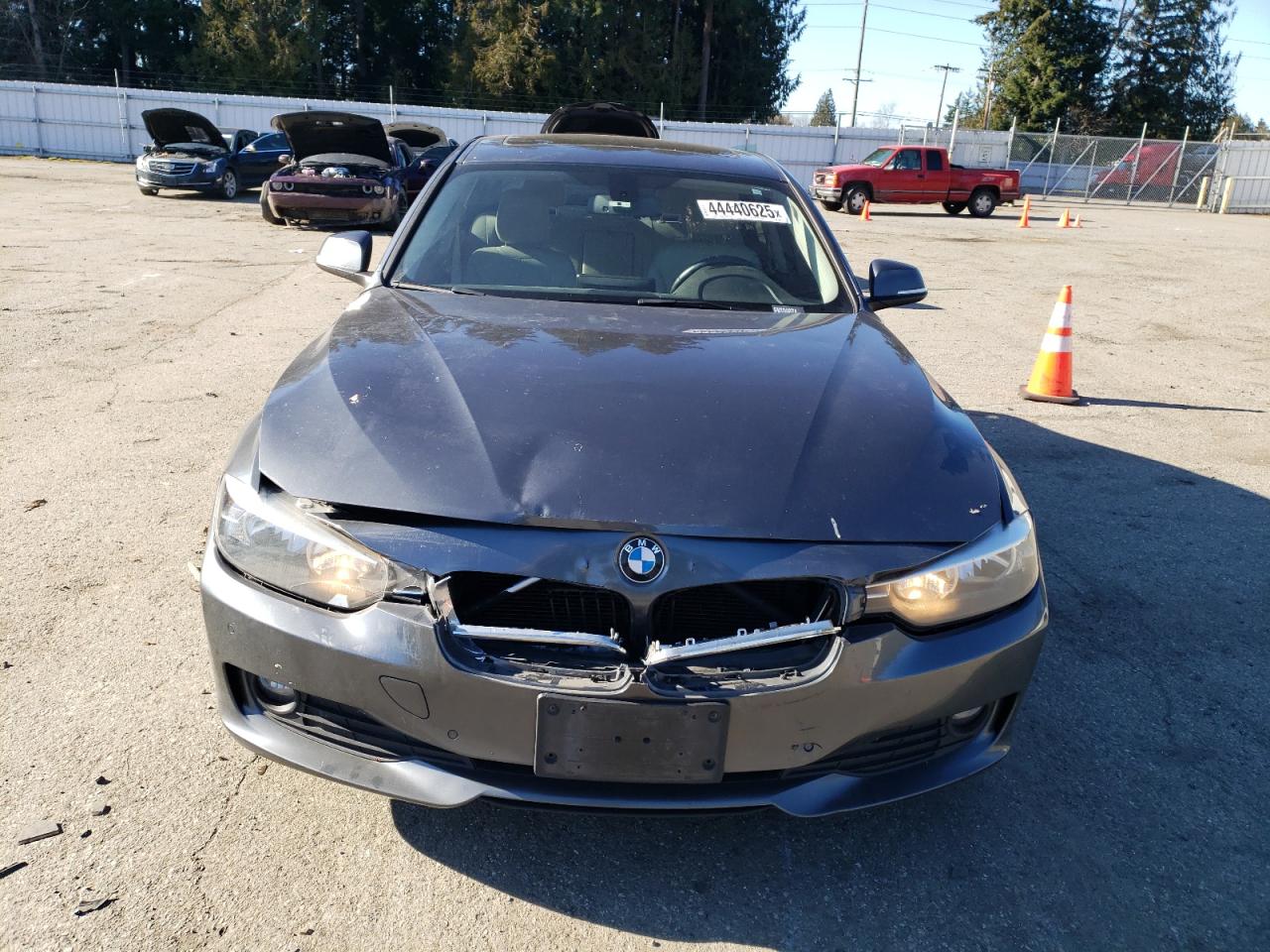 2015 BMW 3er VIN WBA3B1G52FNT04874 Copart auction photo, front end damage thumbnail 5