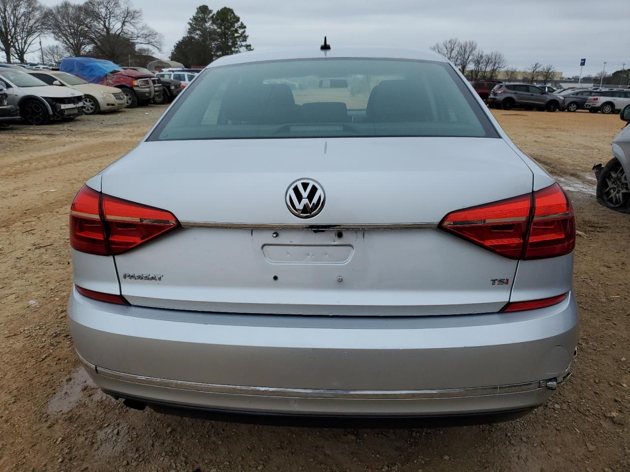 2016 Volkswagen Passat VIN 1VWAT7A33GC011240 Copart auction photo, front end / rear end damage thumbnail 6