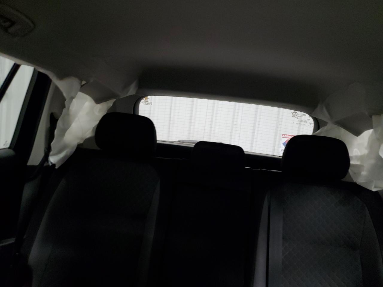 2018 Volkswagen Tiguan VIN 3VV0B7AX9JM034033 Copart auction photo, undercarriage damage thumbnail 10