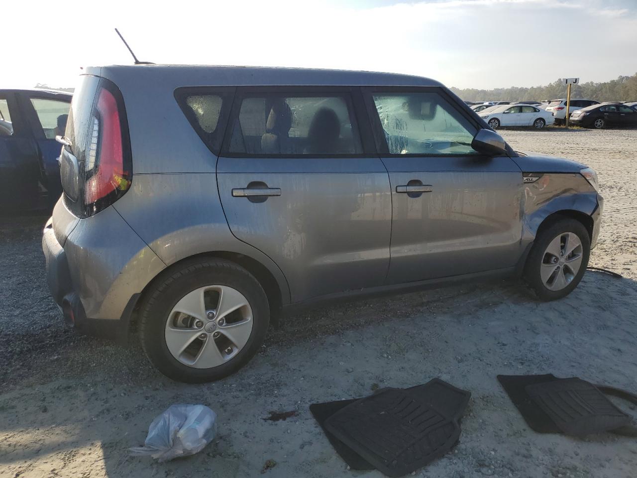 2015 KIA Soul VIN KNDJN2A20F7168643 Copart auction photo, side damage thumbnail 3