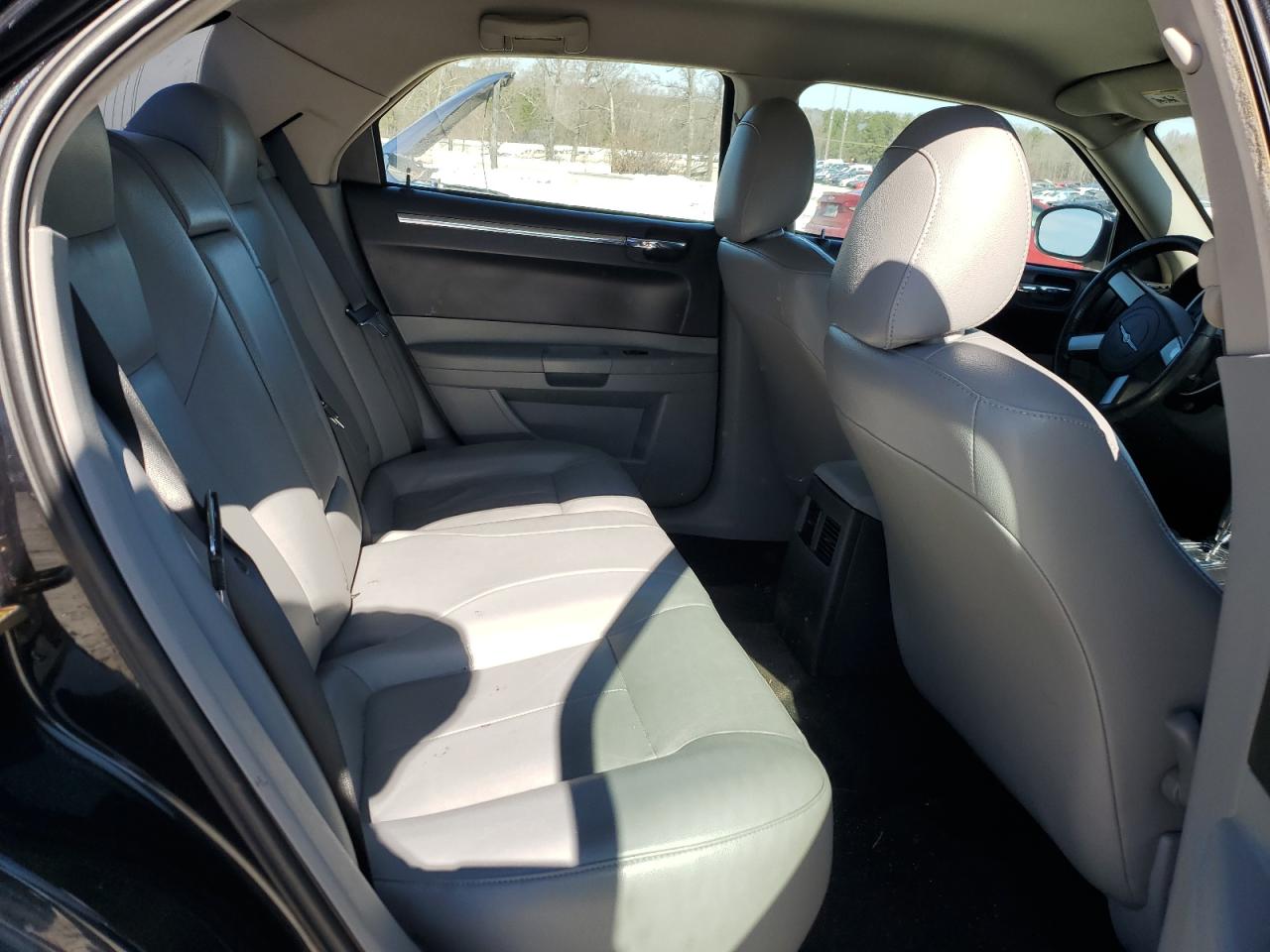 2006 Chrysler 300 VIN 2C3KA53GX6H461954 Copart auction photo, minor dent/scratches damage thumbnail 10