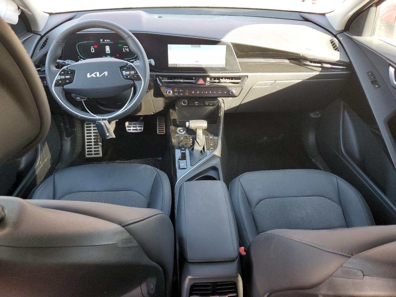 2023 KIA Niro VIN KNDCR3LE8P5041551 Copart auction photo, side / minor dent/scratches damage thumbnail 8