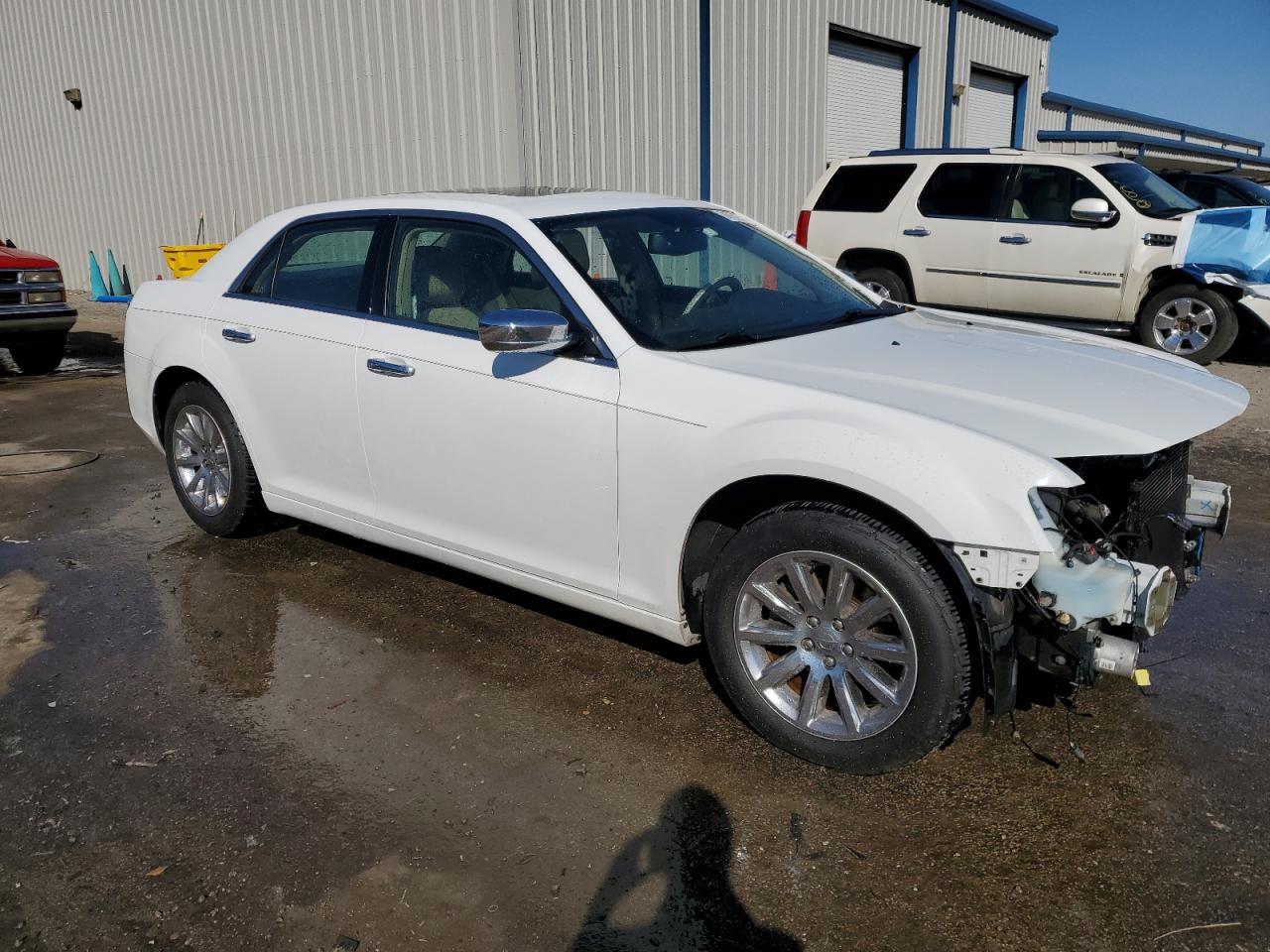 2012 Chrysler 300 VIN 2C3CCACG6CH167115 Copart auction photo, front end damage thumbnail 4