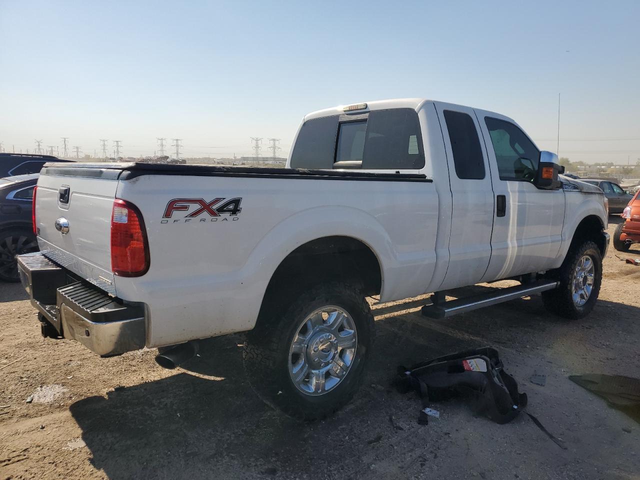 2015 Ford F250 VIN 1FT7X2B6XFEC13119 Copart auction photo, burn - engine damage thumbnail 3