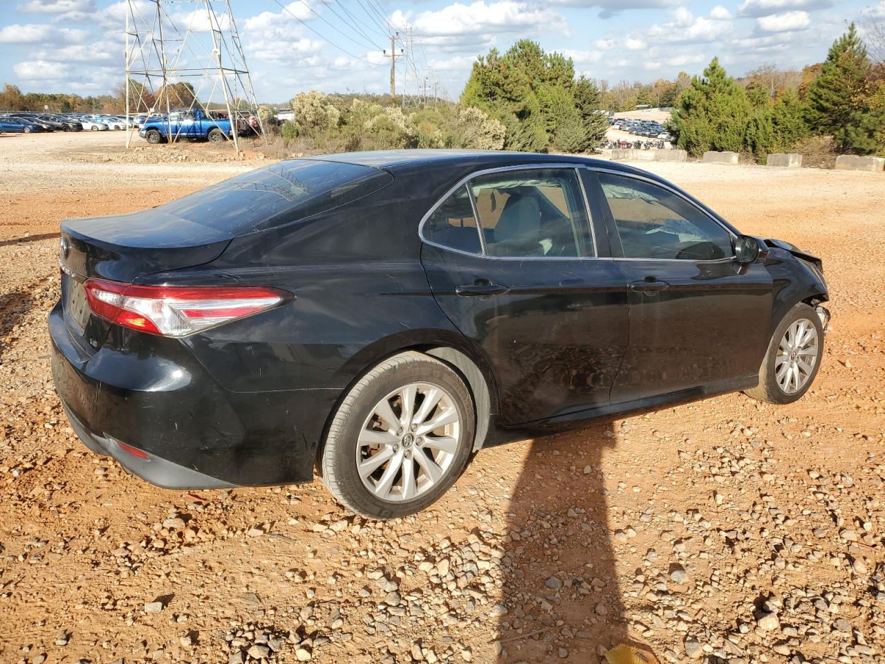 2018 Toyota Camry VIN JTNB11HK0J3043492 Copart auction photo, front end / rear end damage thumbnail 3