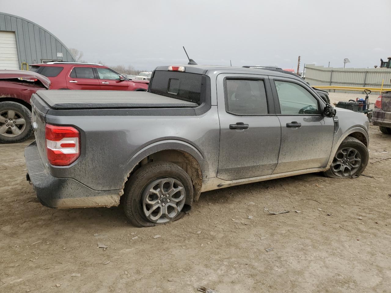 2022 Ford Maverick VIN 3FTTW8F92NRA14943 Copart auction photo, undercarriage / side damage thumbnail 3