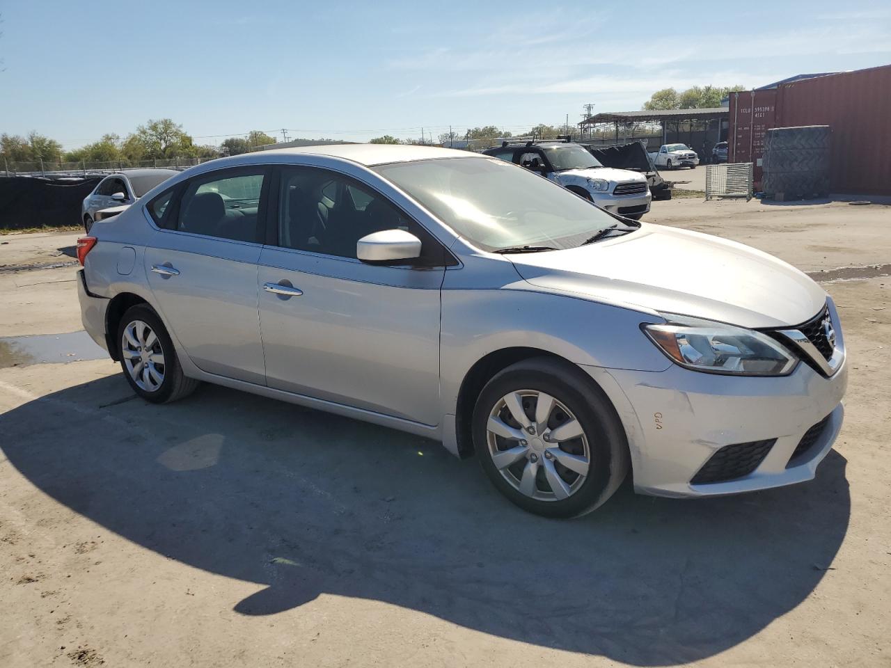 2017 Nissan Sentra VIN 3N1AB7APXHY335189 Copart auction photo, rear end / front end damage thumbnail 4