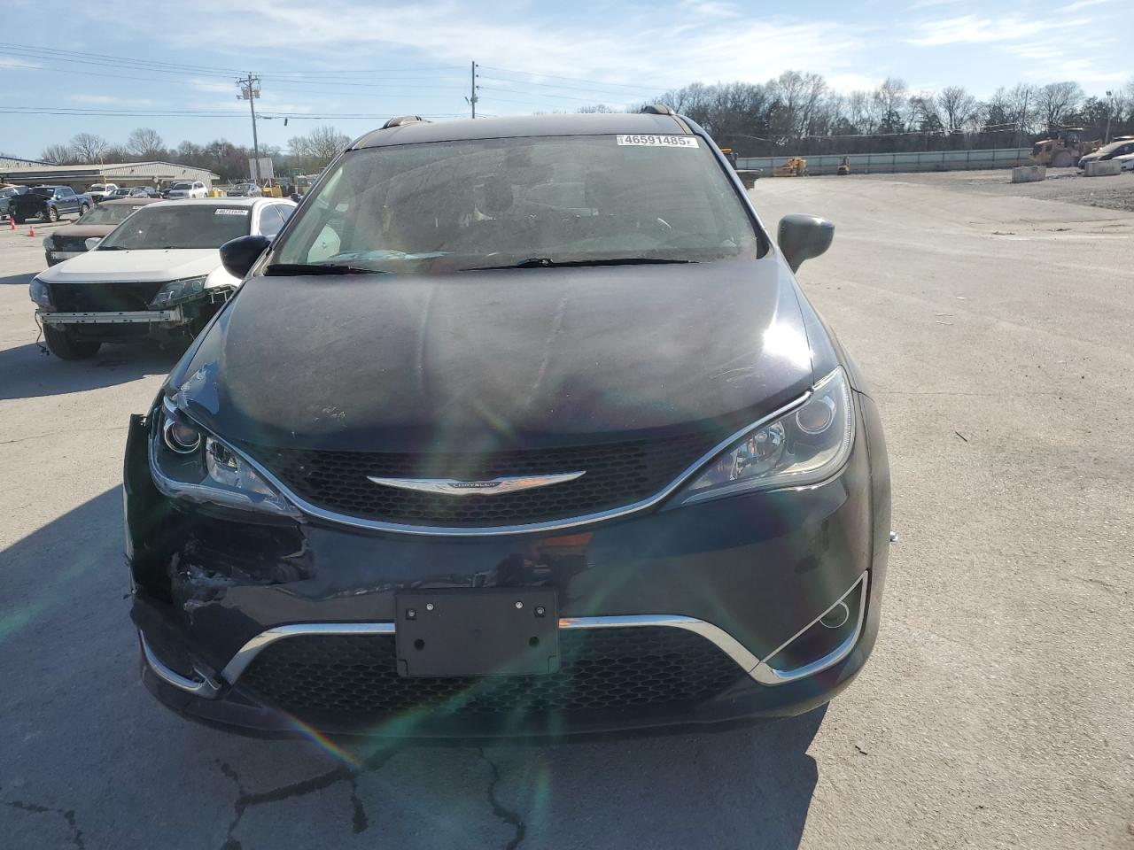 2017 Chrysler Pacifica VIN 2C4RC1BG1HR524435 Copart auction photo, front end damage thumbnail 5