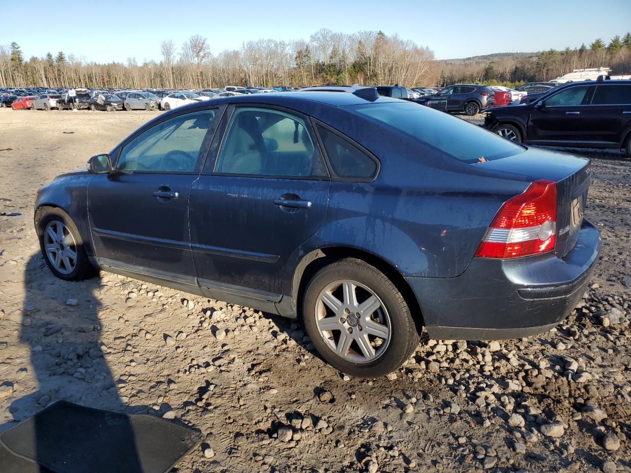 2007 Volvo S40 VIN YV1MS382372294148 Copart auction photo, front end / minor dent/scratches damage thumbnail 2