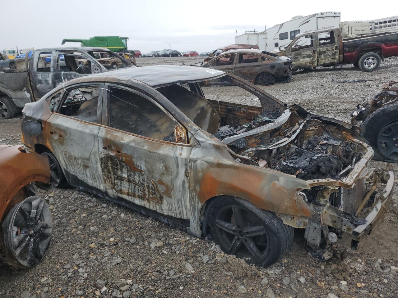 2017 Nissan Sentra VIN 3N1AB7AP4HY255323 Copart auction photo, burn damage thumbnail 4