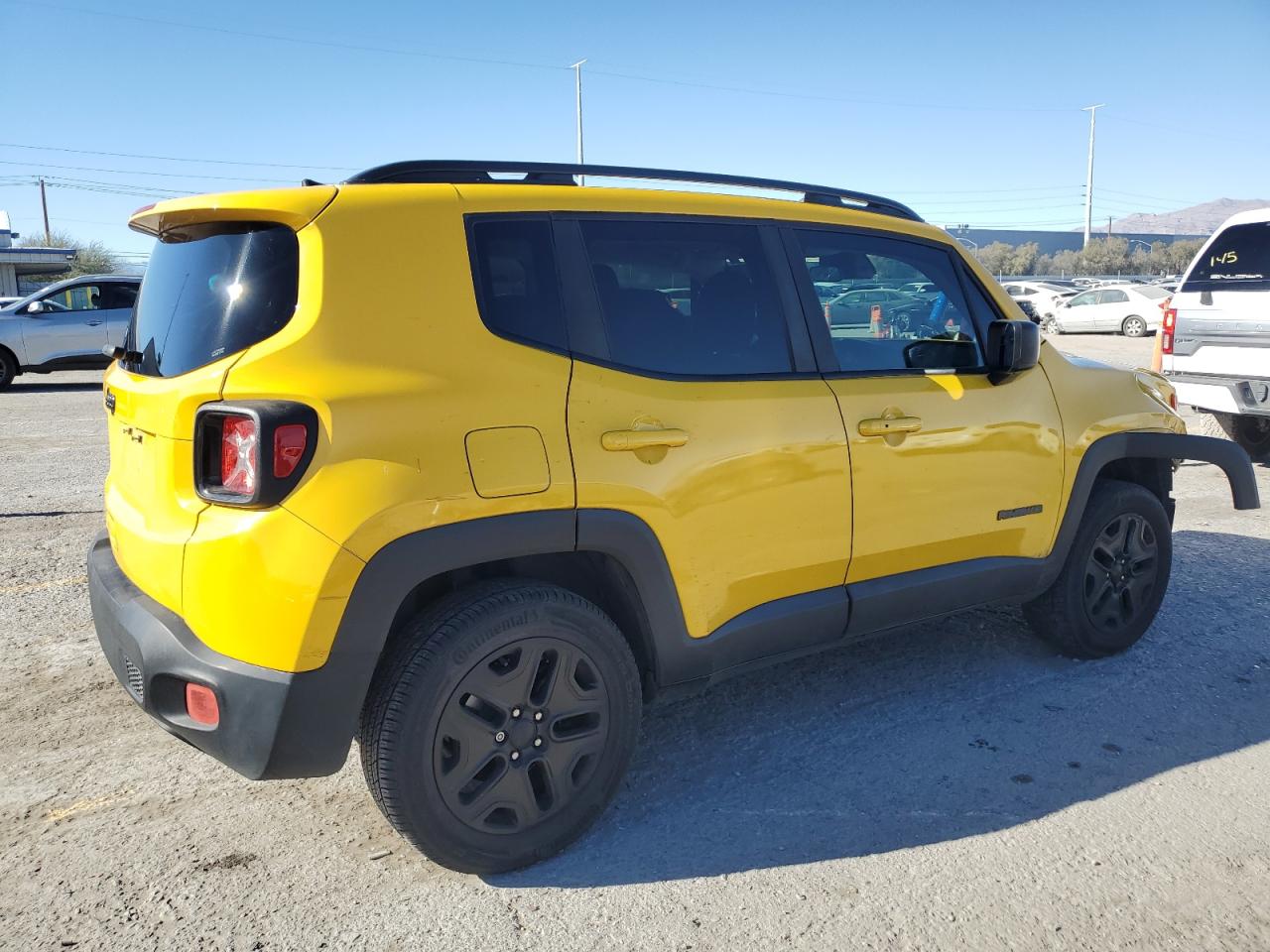 2018 Jeep Renegade VIN ZACCJBAB2JPH62635 Copart auction photo, front end / side damage thumbnail 3