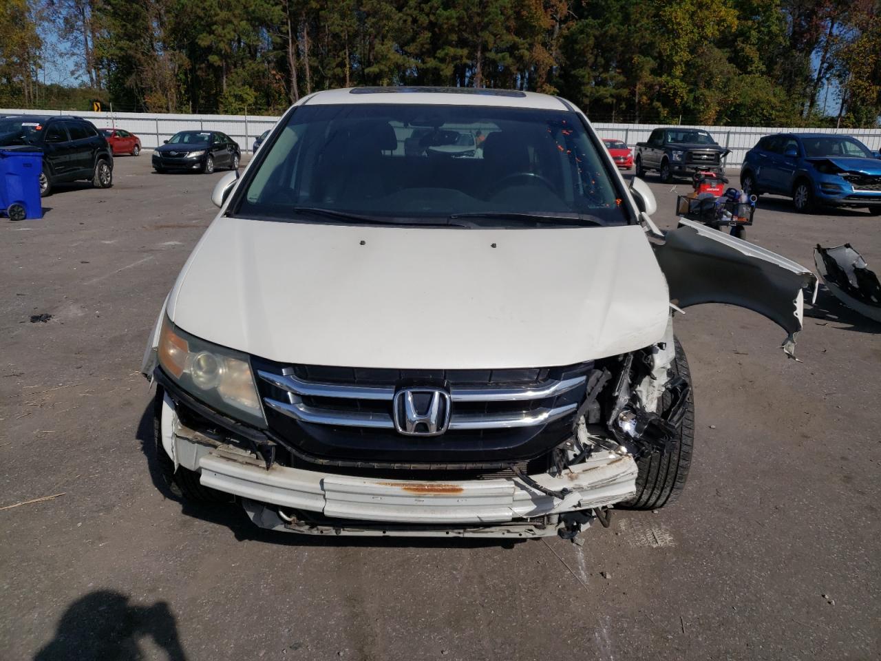 2015 Honda Odyssey VIN 5FNRL5H66FB069743 Copart auction photo, front end damage thumbnail 5